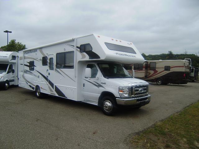 New 2010 Fourwinds Fun Mover 31D Class C Toyhauler For Sale
